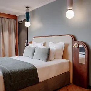 **** Hotel Grand Saint Michel France